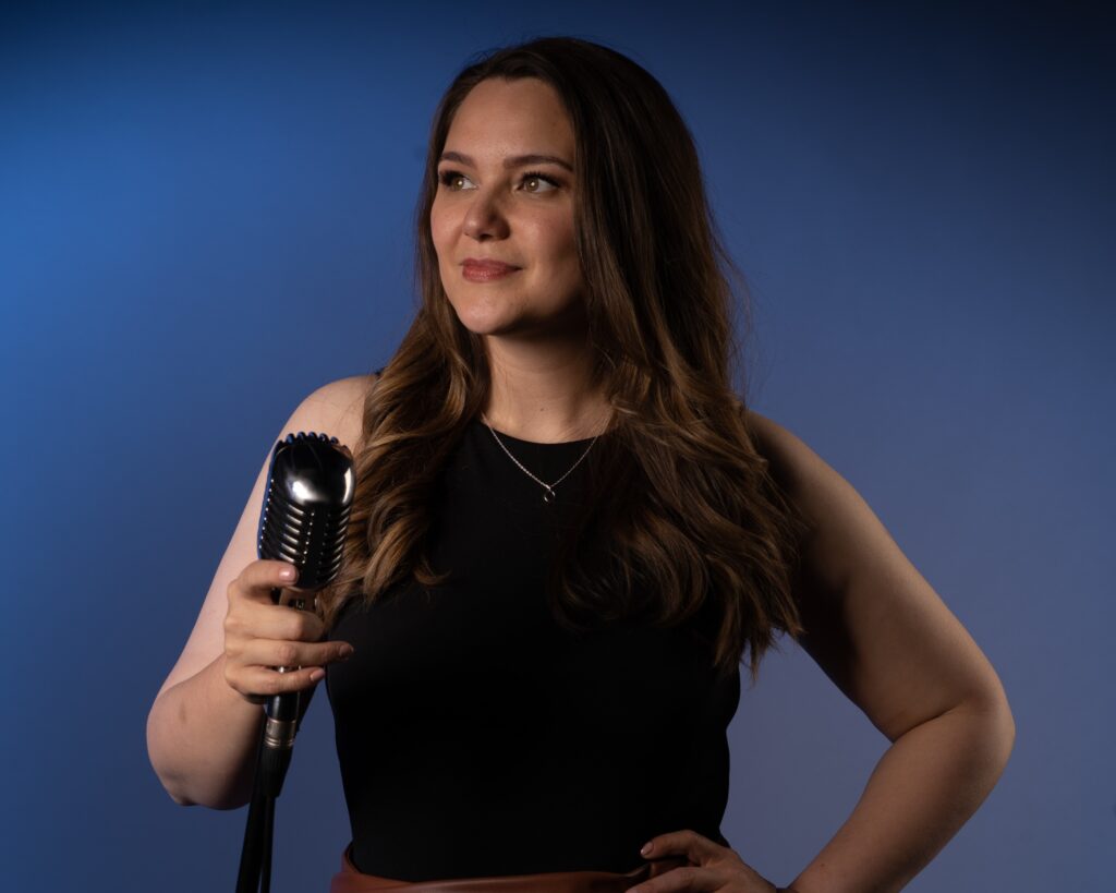 Kaitlyn Sings