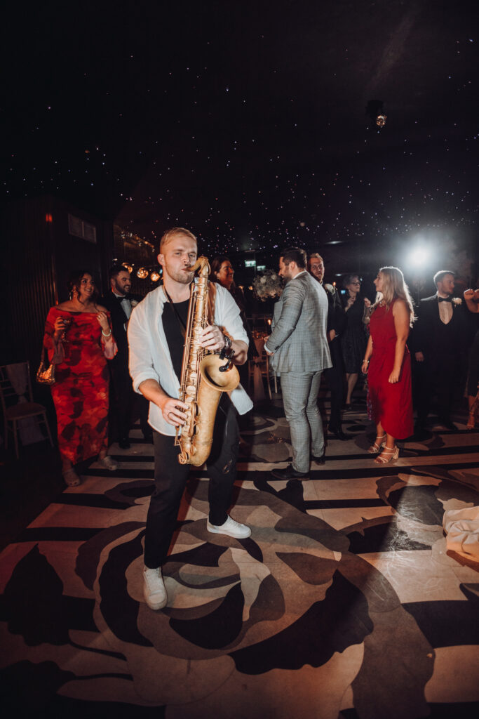 Vibes Sax
