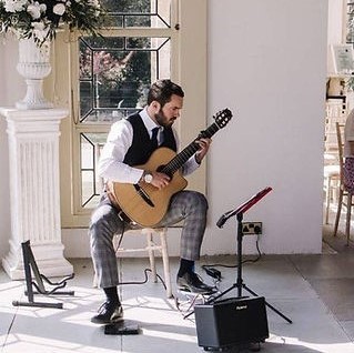 Oli The Guitarist