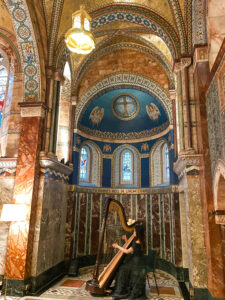 Juliette Harpist