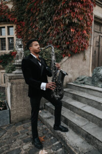 Sax Noir